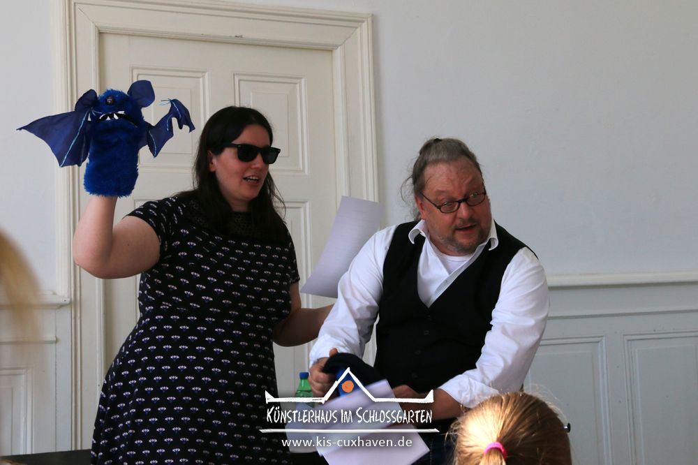 Schnuppi landet in Cuxhaven - Lesung von Andreas Wrosch und Julia Penner - 6. Mai 2018 - Künstlerhaus im Schlossgarten - Cuxhaven